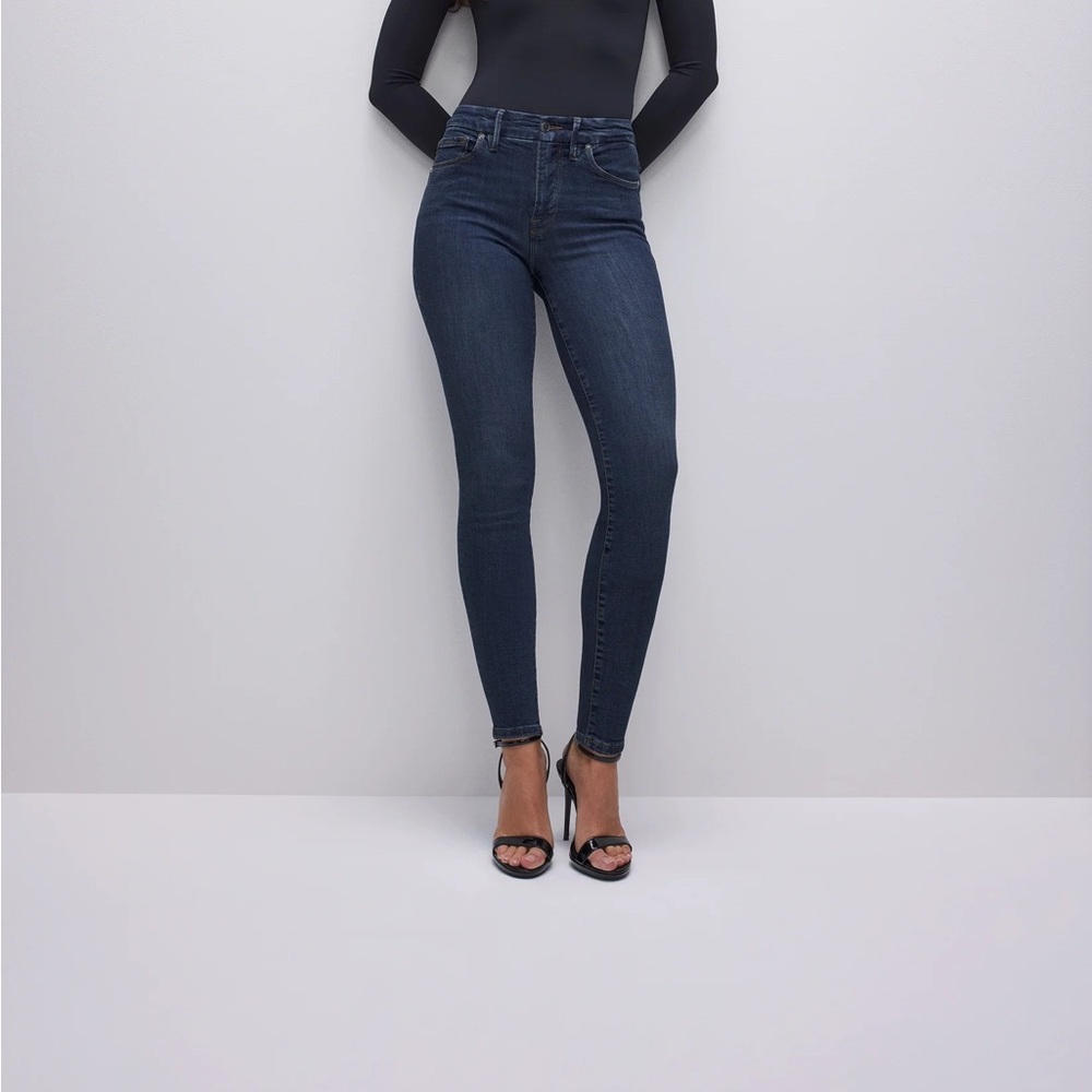 Good American Good Legs Skinny Jeans